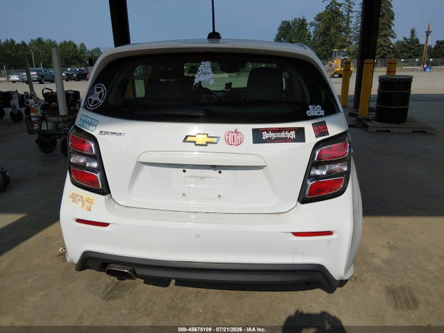 2020 Chevrolet Sonic Fwd  1fl 5-door მანქანა იყიდება აუქციონზე, vin: 1G1JG6SB4L4121766, აუქციონის ნომერი: 45675109
