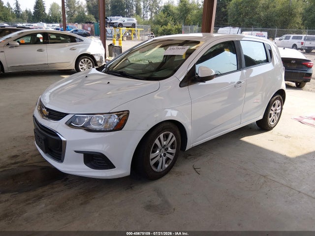 2020 Chevrolet Sonic Fwd  1fl 5-door მანქანა იყიდება აუქციონზე, vin: 1G1JG6SB4L4121766, აუქციონის ნომერი: 45675109
