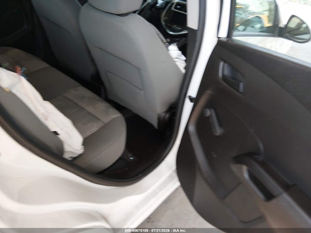 2020 Chevrolet Sonic Fwd  1fl 5-door მანქანა იყიდება აუქციონზე, vin: 1G1JG6SB4L4121766, აუქციონის ნომერი: 45675109