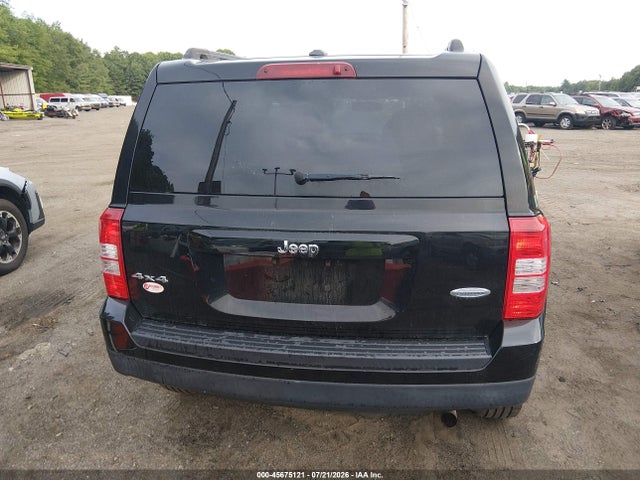 2016 Jeep Patriot Latitude მანქანა იყიდება აუქციონზე, vin: 1C4NJRFB8GD580410, აუქციონის ნომერი: 45675121
