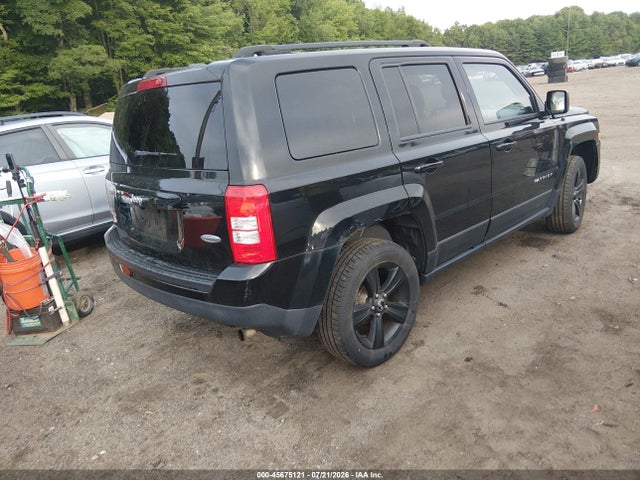 2016 Jeep Patriot Latitude მანქანა იყიდება აუქციონზე, vin: 1C4NJRFB8GD580410, აუქციონის ნომერი: 45675121