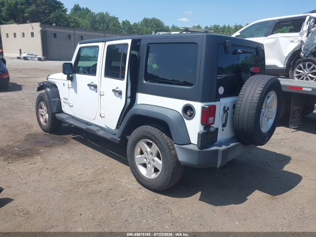 1C4BJWDG6GL137761 Jeep Wrangler Unlimited Sport