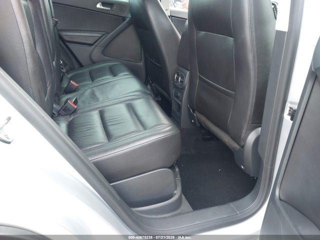 45675238 :رقم المزاد ، WVGUV7AX2HW509602 vin ، 2017 Volkswagen Tiguan 2.0t Sport مزاد بيع