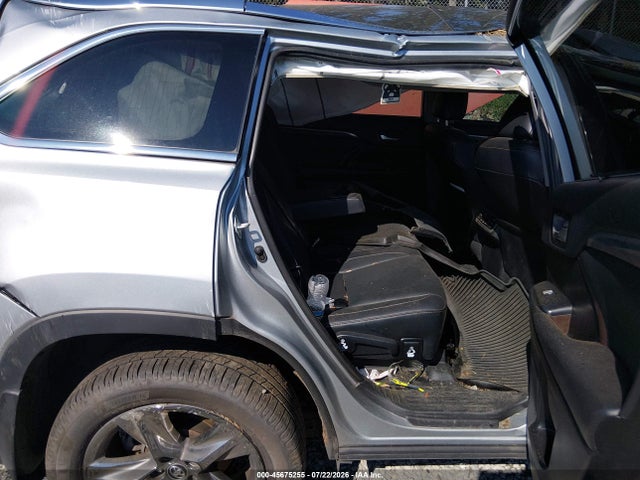 Toyota Highlander Limited Platinum 2019 5TDDZRFH2KS920267 Image 13