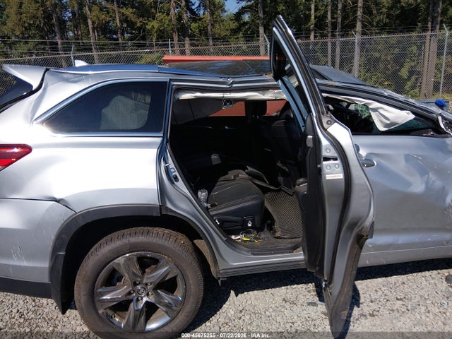 Toyota Highlander Limited Platinum 2019 5TDDZRFH2KS920267 Image 8