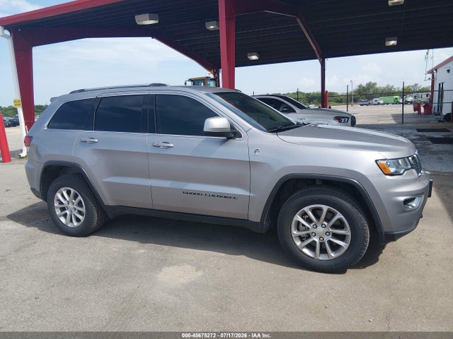 1C4RJFAG4MC725818 Jeep Grand Cherokee Laredo E 4x4