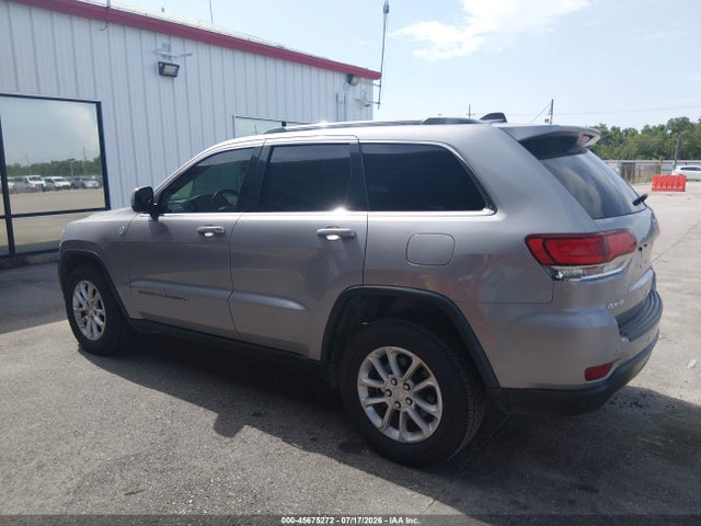 1C4RJFAG4MC725818 Jeep Grand Cherokee Laredo E 4x4