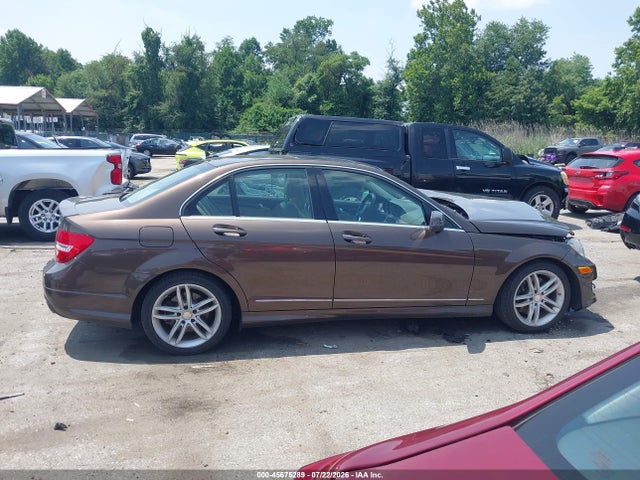 45675289 :رقم المزاد ، WDDGF8AB1EA914633 vin ، 2014 Mercedes-benz C 300 Sport 4matic مزاد بيع