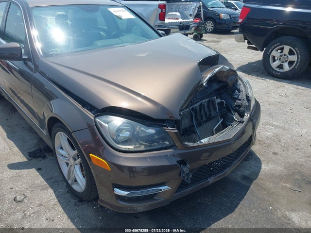 45675289 :رقم المزاد ، WDDGF8AB1EA914633 vin ، 2014 Mercedes-benz C 300 Sport 4matic مزاد بيع