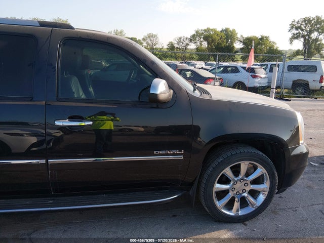 Aukcja sprzedaży 2013 Gmc Yukon Xl 1500 Denali, vin: 1GKS2MEF4DR302193, numer aukcji: 45675309