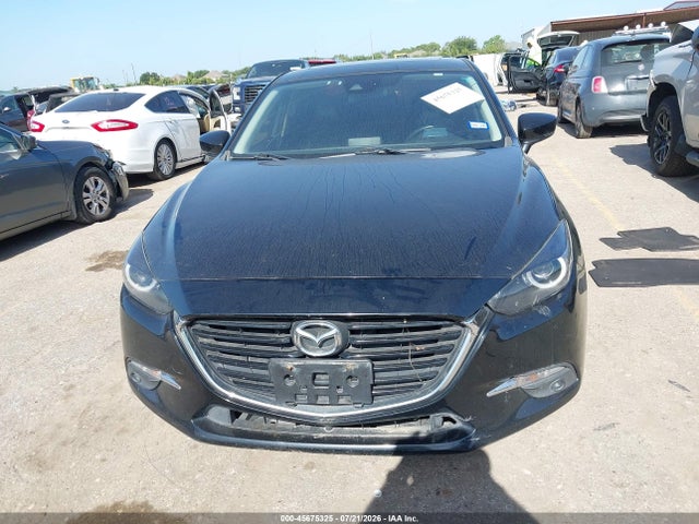 45675325 :رقم المزاد ، 3MZBN1W39JM205300 vin ، 2018 Mazda Mazda3 Grand Touring مزاد بيع