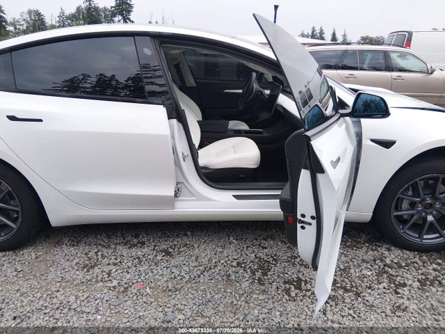 Продаж на аукціоні авто 2022 Tesla Model 3 Long Range Dual Motor All-wheel Drive, vin: 5YJ3E1EB6NF177708, номер лоту: 45675336