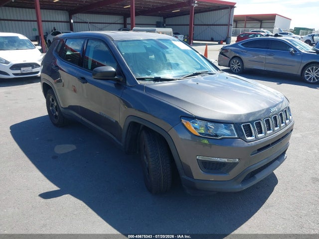 Jeep Compass Sport Fwd 2018 3C4NJCAB8JT408500 головне зображення
