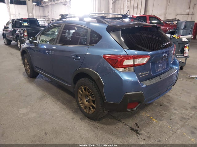 45675344 :رقم المزاد ، JF2GTAAC0J9303847 vin ، 2018 Subaru Crosstrek 2.0i مزاد بيع