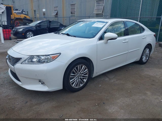 45675405 :رقم المزاد ، JTHBK1GG8F2198589 vin ، 2015 Lexus Es 350 مزاد بيع