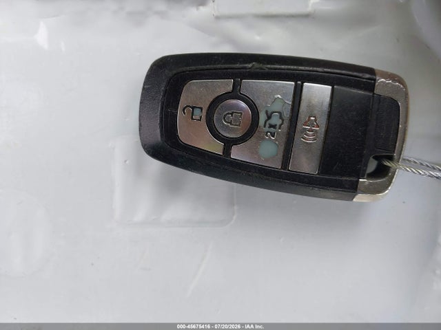 3FA6P0HD1HR313055 Ford FUSION SE