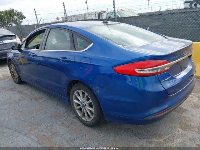 3FA6P0HD1HR313055 Ford FUSION SE