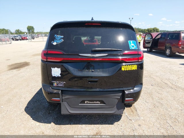 Продажа на аукционе авто 2022 Chrysler Pacifica Touring L, vin: 2C4RC1BG1NR145298, номер лота: 45675553