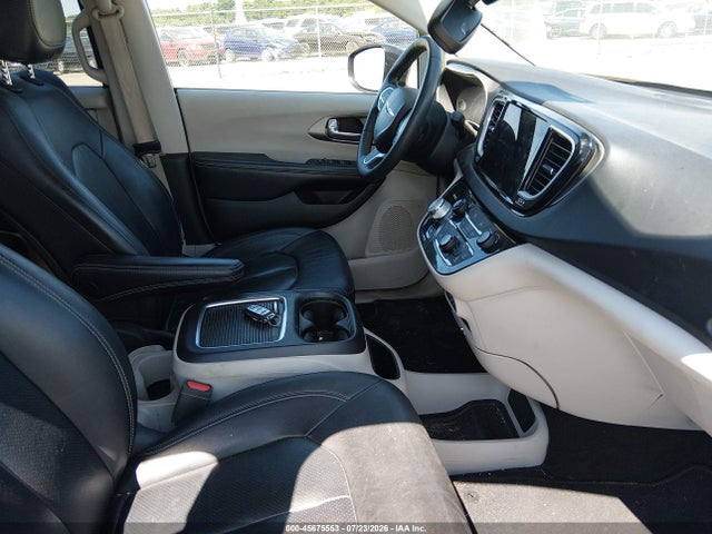 Продажа на аукционе авто 2022 Chrysler Pacifica Touring L, vin: 2C4RC1BG1NR145298, номер лота: 45675553