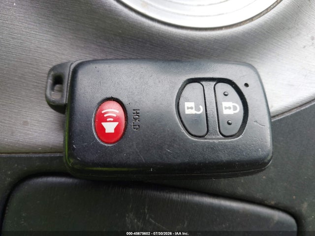 Продажа на аукционе авто 2015 Toyota Prius Three, vin: JTDKN3DU5F1889132, номер лота: 45675602
