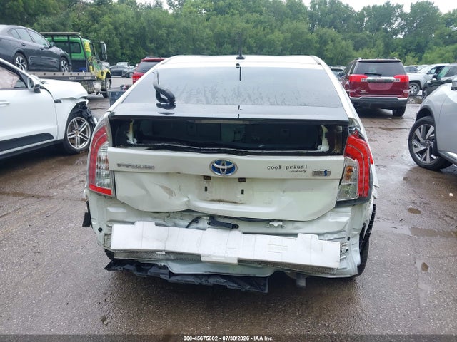 Продажа на аукционе авто 2015 Toyota Prius Three, vin: JTDKN3DU5F1889132, номер лота: 45675602