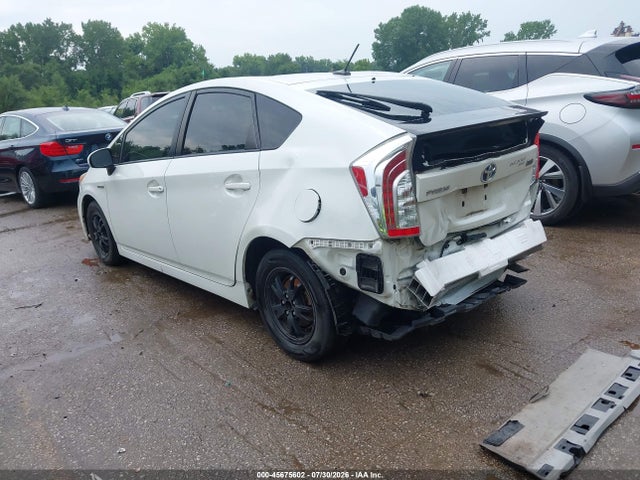 Продажа на аукционе авто 2015 Toyota Prius Three, vin: JTDKN3DU5F1889132, номер лота: 45675602