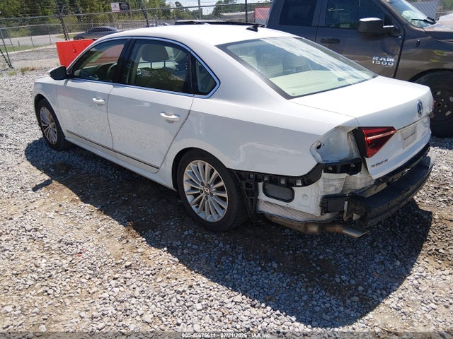 1VWBT7A36HC039958 Volkswagen Passat 1.8t Se