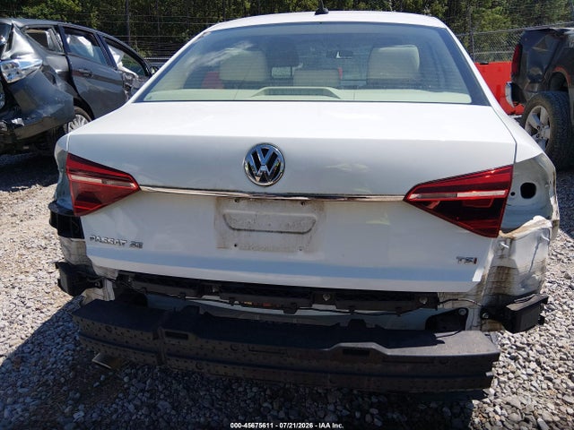 1VWBT7A36HC039958 Volkswagen Passat 1.8t Se