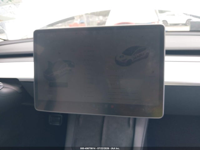 45675614 :رقم المزاد ، 5YJ3E1EB4NF271019 vin ، 2022 Tesla Model 3 Long Range Dual Motor All-wheel Drive مزاد بيع