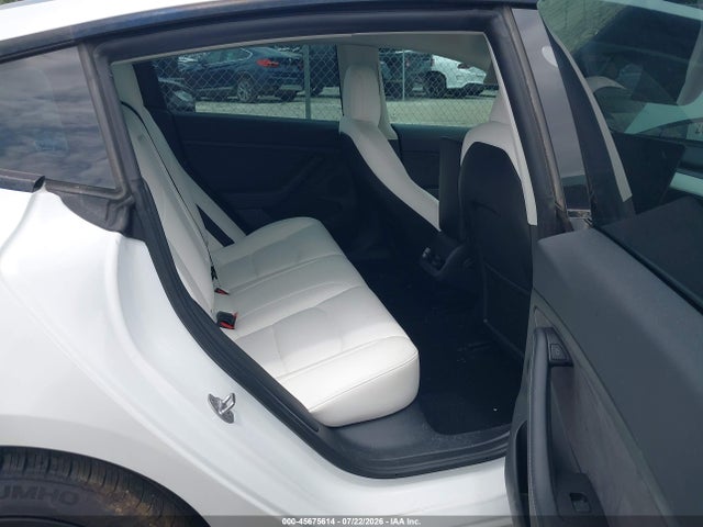 45675614 :رقم المزاد ، 5YJ3E1EB4NF271019 vin ، 2022 Tesla Model 3 Long Range Dual Motor All-wheel Drive مزاد بيع