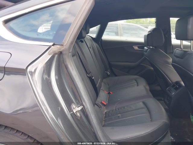 45675628 :رقم المزاد ، WAUENCF51JA060308 vin ، 2018 Audi A5 2.0t Premium مزاد بيع