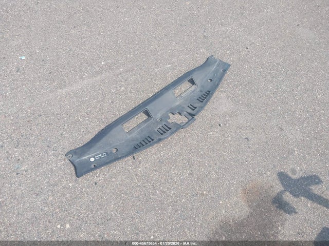 4T1B11HK3JU663957 Toyota CAMRY XLE