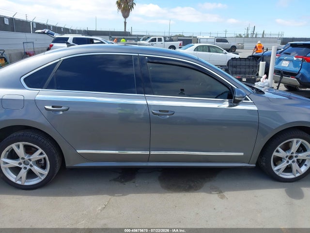 Volkswagen Passat 2.0t Se 2018 1VWBA7A32JC033005 Image 13