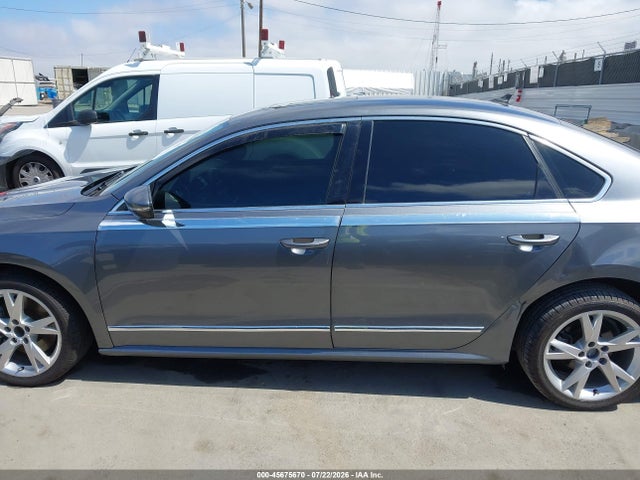 Volkswagen Passat 2.0t Se 2018 1VWBA7A32JC033005 Image 14