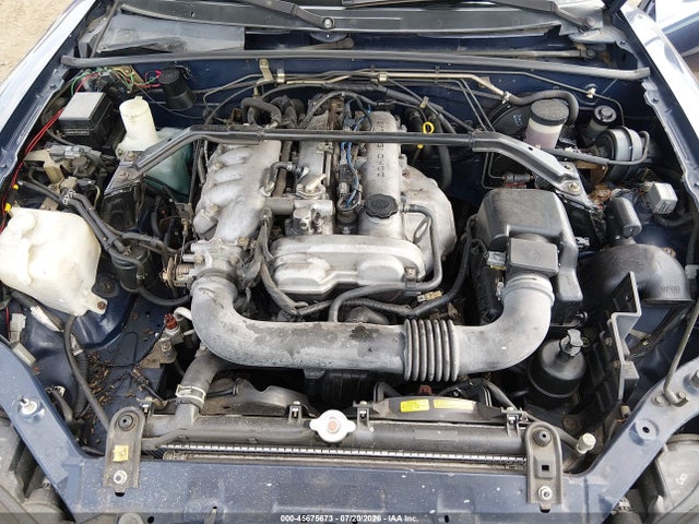 45675673 :رقم المزاد ، JM1NB353110204683 vin ، 2001 Mazda Mx-5 Miata Ls/special Edition مزاد بيع