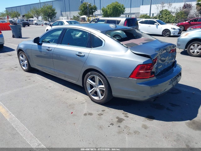 LVY982MK3JP025063 Volvo S90 T5 Momentum