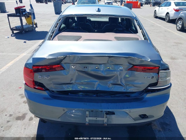LVY982MK3JP025063 Volvo S90 T5 Momentum