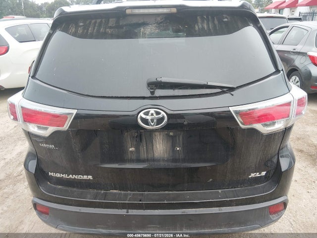 Продаж на аукціоні авто 2015 Toyota Highlander Xle V6, vin: 5TDKKRFH0FS092141, номер лоту: 45675690