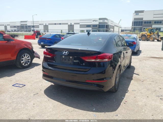 45675692 :رقم المزاد ، 5NPD84LF3HH181840 vin ، 2017 Hyundai Elantra Value Edition مزاد بيع