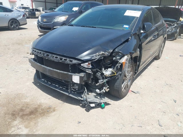 45675692 :رقم المزاد ، 5NPD84LF3HH181840 vin ، 2017 Hyundai Elantra Value Edition مزاد بيع