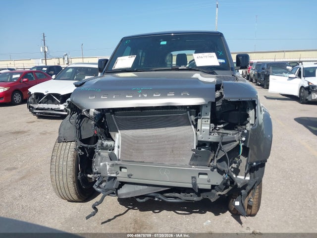 2025 Land Rover Defender 130 P400 X-dynamic Se მანქანა იყიდება აუქციონზე, vin: SALE2FEUXS2373142, აუქციონის ნომერი: 45675709