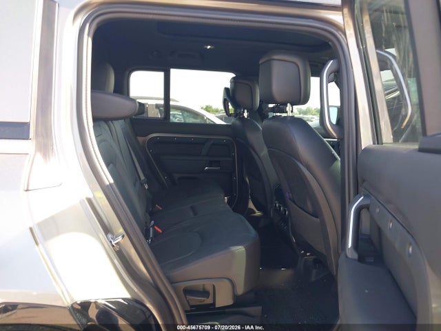 2025 Land Rover Defender 130 P400 X-dynamic Se მანქანა იყიდება აუქციონზე, vin: SALE2FEUXS2373142, აუქციონის ნომერი: 45675709