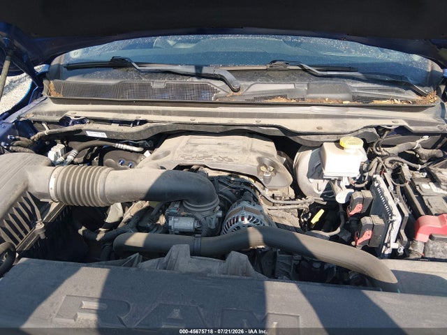 45675718 :رقم المزاد ، 1C6SRFJTXKN877537 vin ، 2019 Ram 1500 Laramie  4x4 5'7 Box مزاد بيع