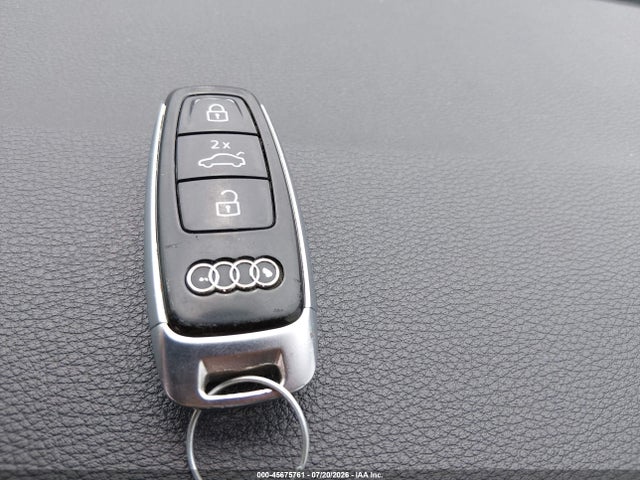 45675761 :رقم المزاد ، WA1LXAF72MD013330 vin ، 2021 Audi Q7 Premium Plus 55 Tfsi Quattro Tiptronic مزاد بيع