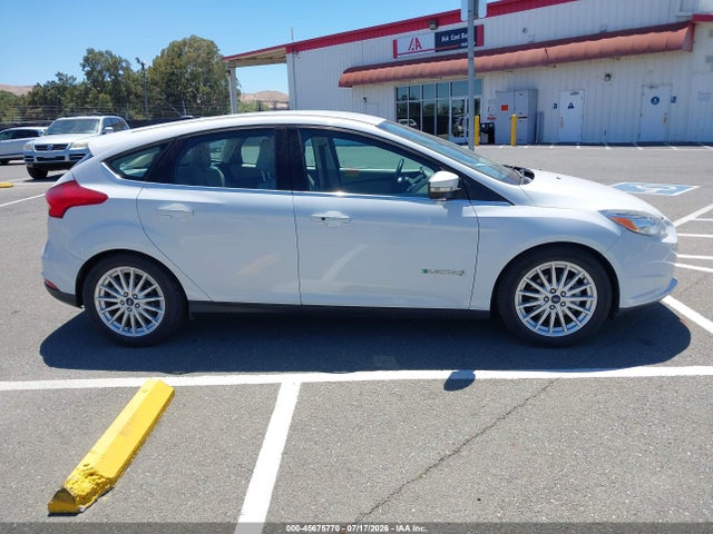 Ford FOCUS ELECTRIC 2018 1FADP3R45JL296126 Image 14
