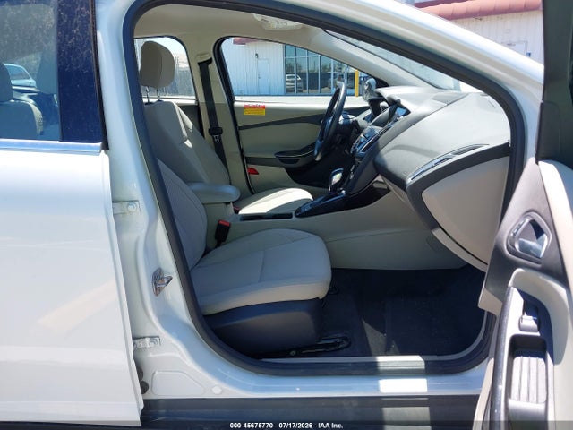 Ford FOCUS ELECTRIC 2018 1FADP3R45JL296126 Image 5