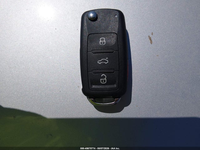 3VWD17AJ3GM371656 Volkswagen Jetta 1.8t Sport