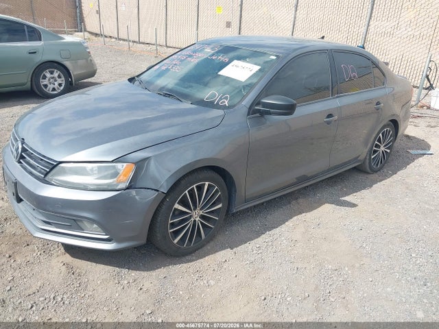 3VWD17AJ3GM371656 Volkswagen Jetta 1.8t Sport
