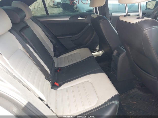 3VWD17AJ3GM371656 Volkswagen Jetta 1.8t Sport