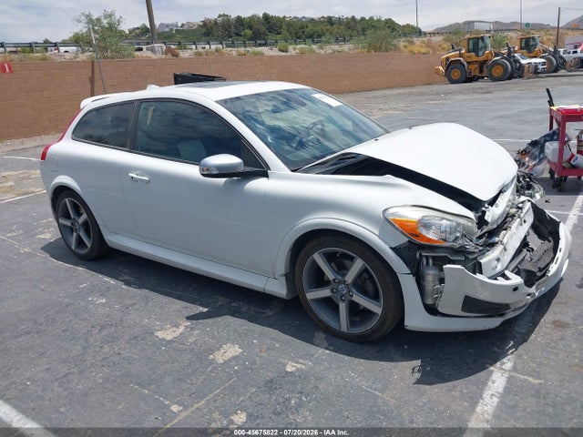45675822 :رقم المزاد ، YV1672MK8D2311726 vin ، 2013 Volvo C30 T5 R-design مزاد بيع